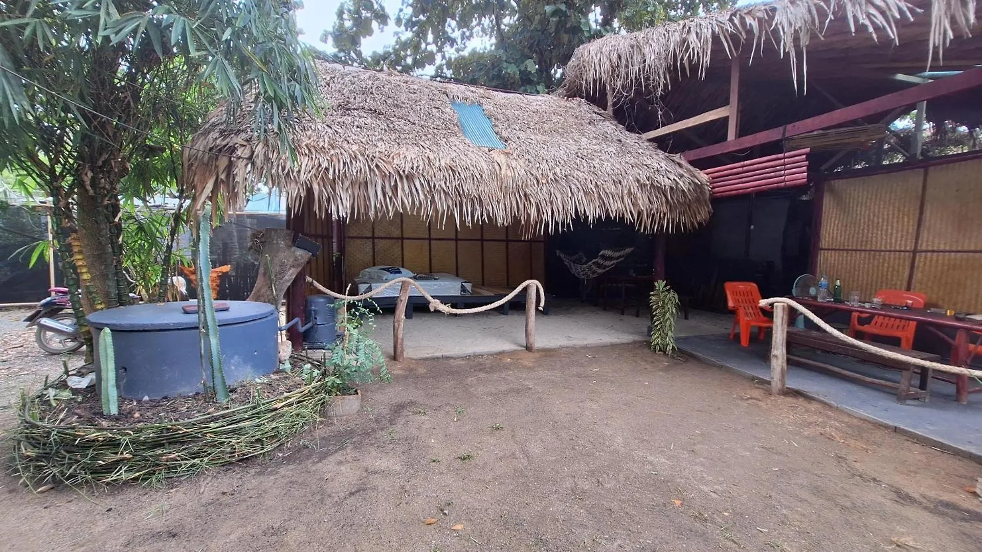 Community Guesthouse Longbeach Ban Ai Dao Albergue