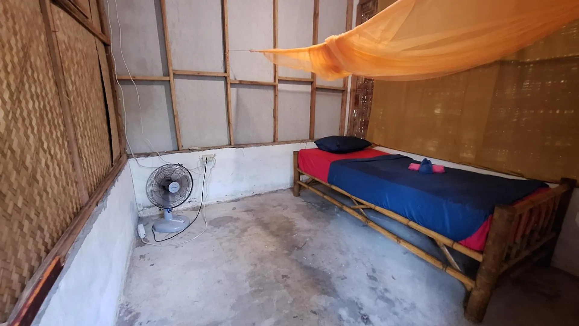 Community Guesthouse Longbeach Ban Ai Dao Albergue